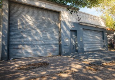 Local / Deposito en Venta Moron Norte ZONA INDUSTRIAL con Trifasica y Entrada Camiones