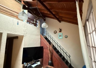 PH 4 AMBIENTES CON COCHERA CASTELAR