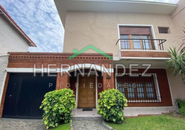 Venta Casa Castelar 5 ambientes Apta Credito